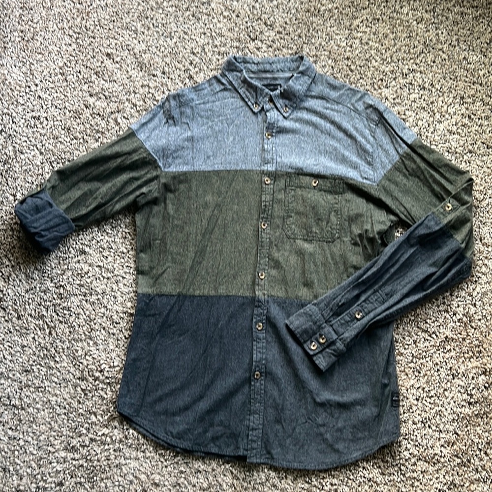 Ocean Current Men’s Button-Up Shirt, Size M